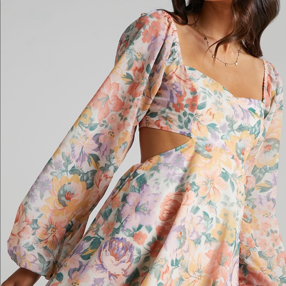 Ebonee Dress in Flower Crown